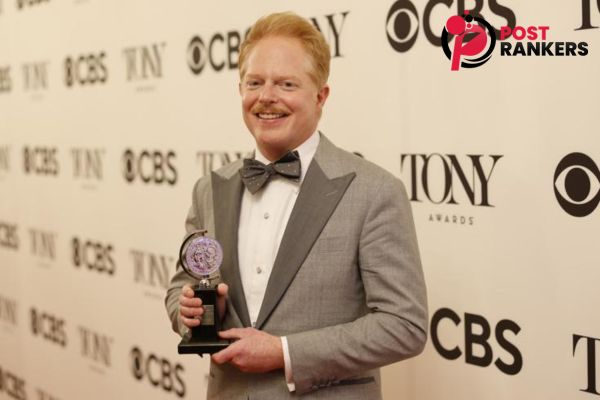 Jesse Tyler Ferguson: The Modern Family Star’s Real Story, From Broadway to Fatherhood jesse tyler ferguson